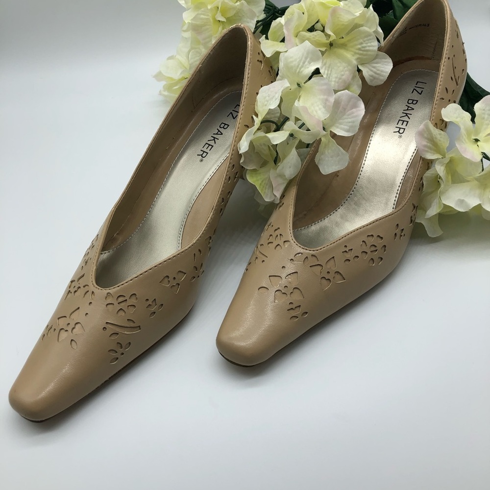 Liz Baker tan  laser cut 2inch heel EUC